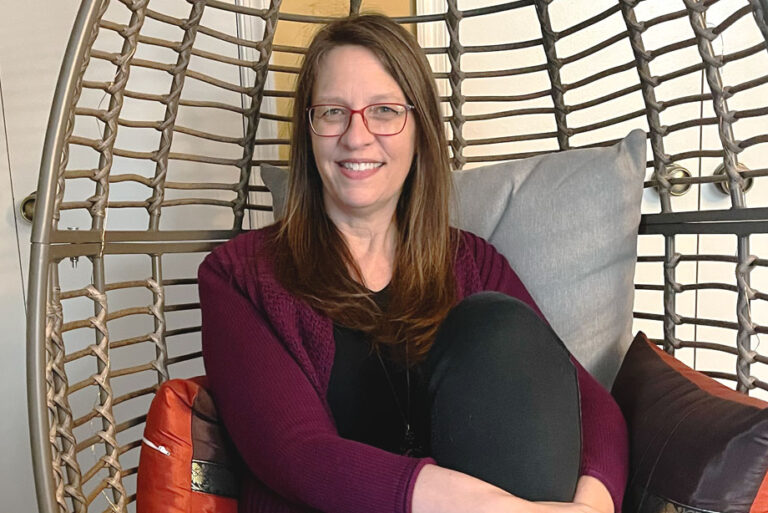 Diane Elkins headshot