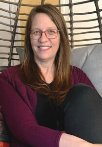 Diane Elkins headshot